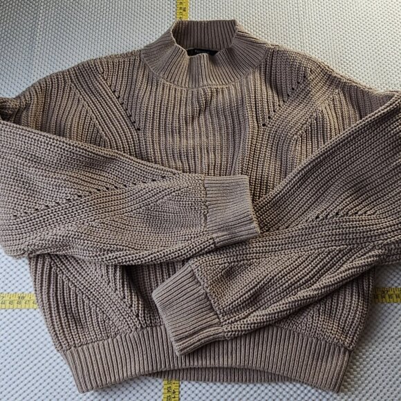 Women's M Sweater Cropped Long Sleeved Brown Cable Knit Forever 21 - Picture 5 of 10